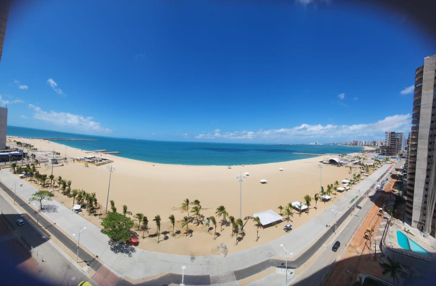 Piazza Coliseum do lado porto de Iracema vista Mar Fortaleza (Ceara) Exterior foto